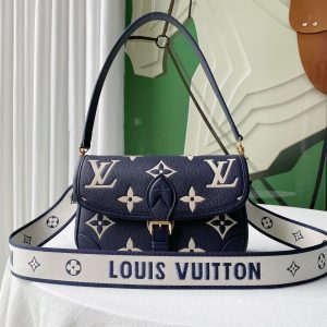 Louis Vuitton LV Diane Shoulder Bag Best Replica 23x16x8 (2)