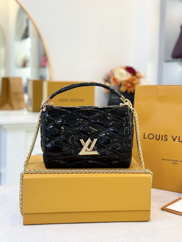 Louis Vuitton LV Twist Glossy Black Leather Replica Bags 23cm (2)