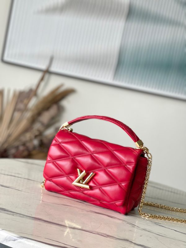 Louis Vuitton LV Twist Replica Bags Womens Red 23cm (2)