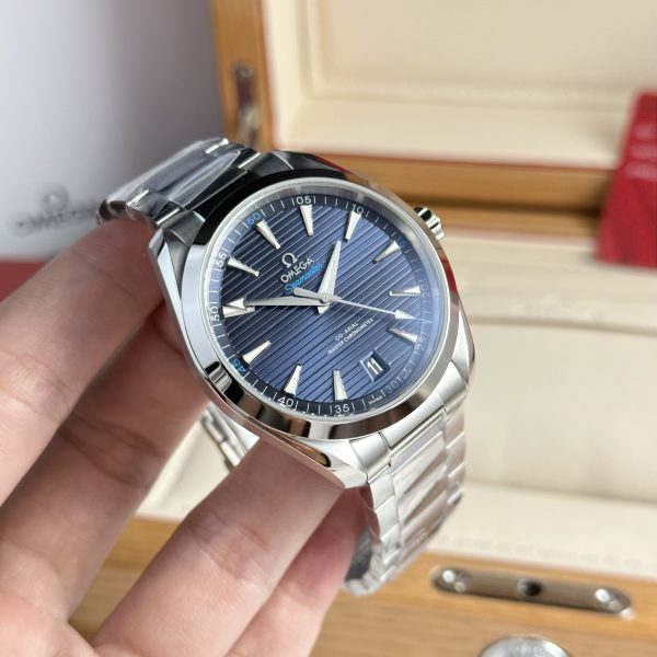 Omega Seamaster Aqua Terra Blue Dial Best Replica VS Factory 41mm (2)