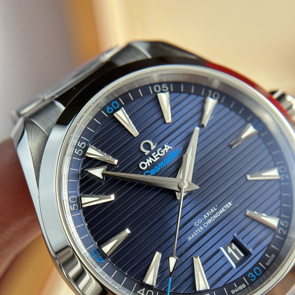 Omega Seamaster Aqua Terra Blue Dial Best Replica VS Factory 41mm (2)