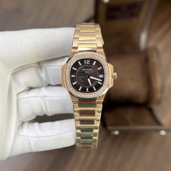 Patek Philippe Nautiluis 7010 Rose Gold Best Replica Watch 32mm (3)