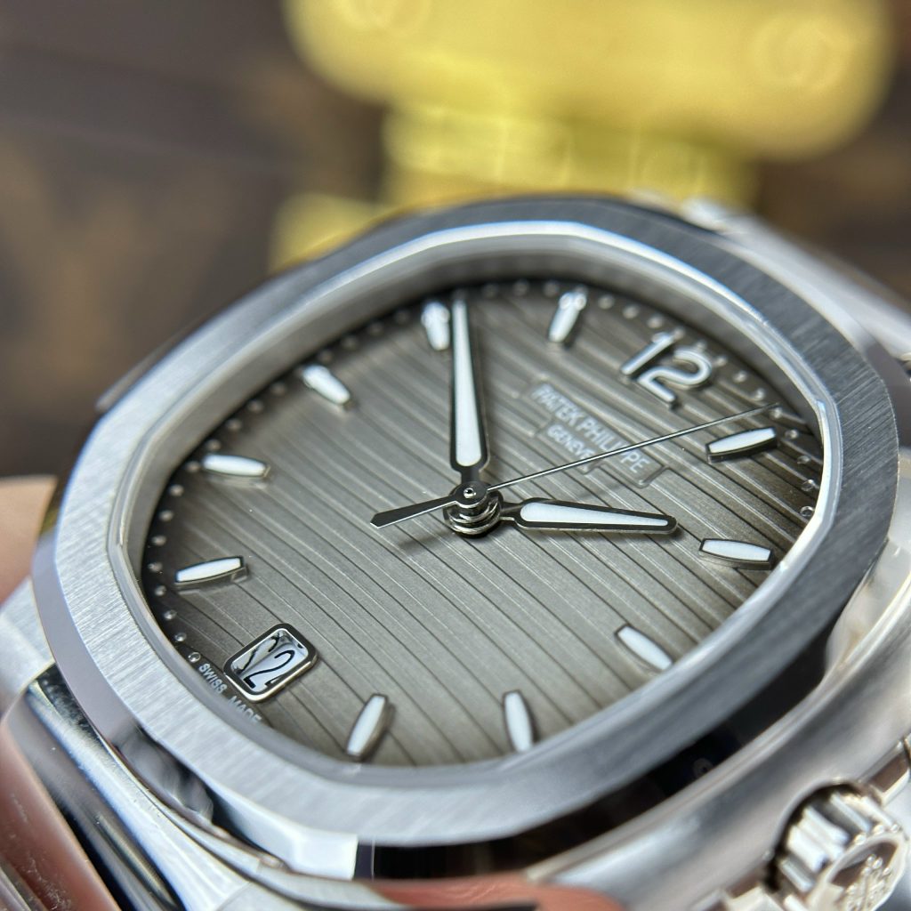 Patek Philippe Nautilus 7118-1200A Gray Dial 3K Factory 35 (2)