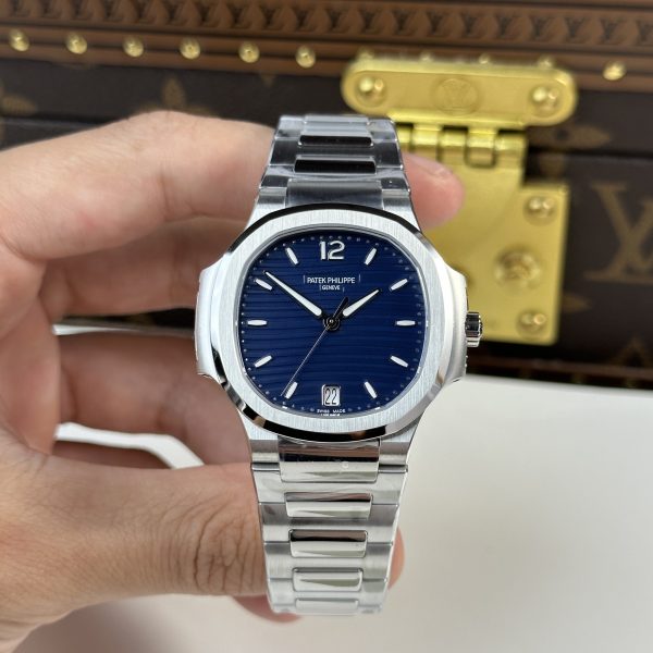 Patek Philippe Nautilus 7118 Blue Dial Best Replica 3K Factory (2)