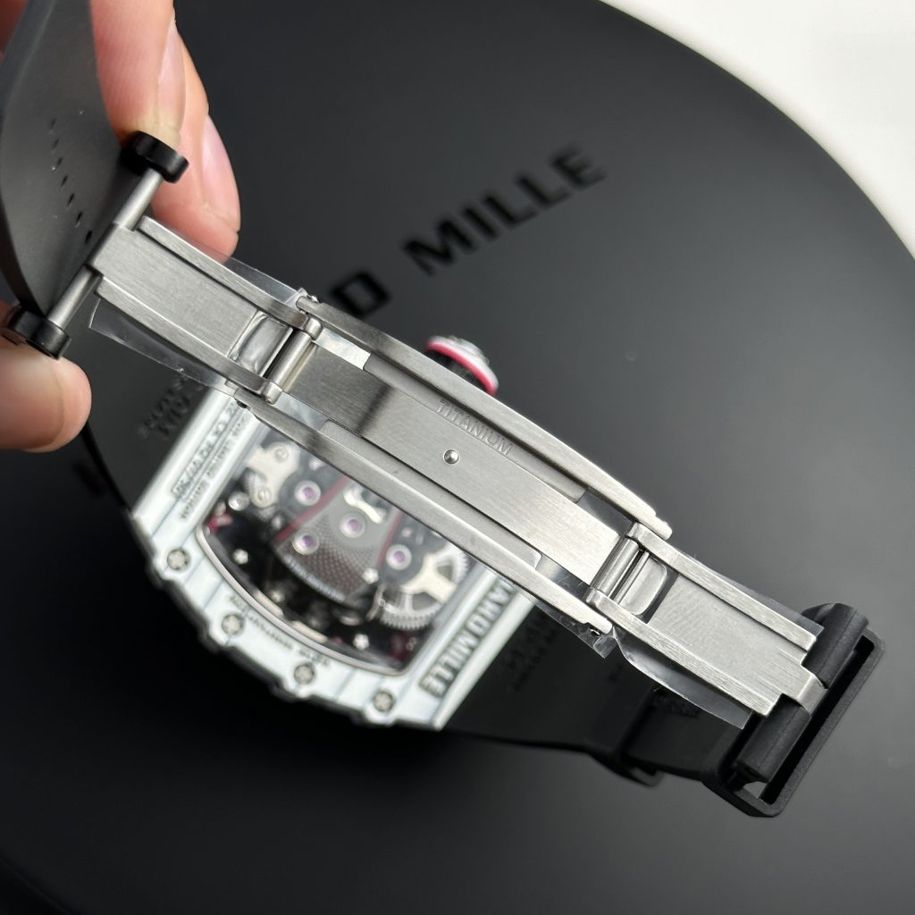 Richard Mille Replica Watch RM38-02 Bubba Watson Tourbillon Carbon Quartz TPT 44mm (11)