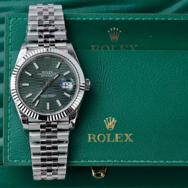 Rolex DateJust 126334 Green Motif Dial Best Replica VS Factory 41mm (1)