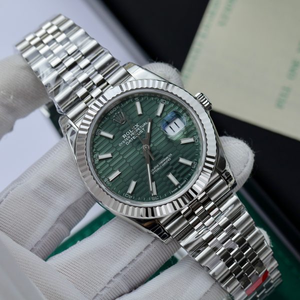 Rolex DateJust 126334 Green Motif Dial Best Replica VS Factory 41mm (1)