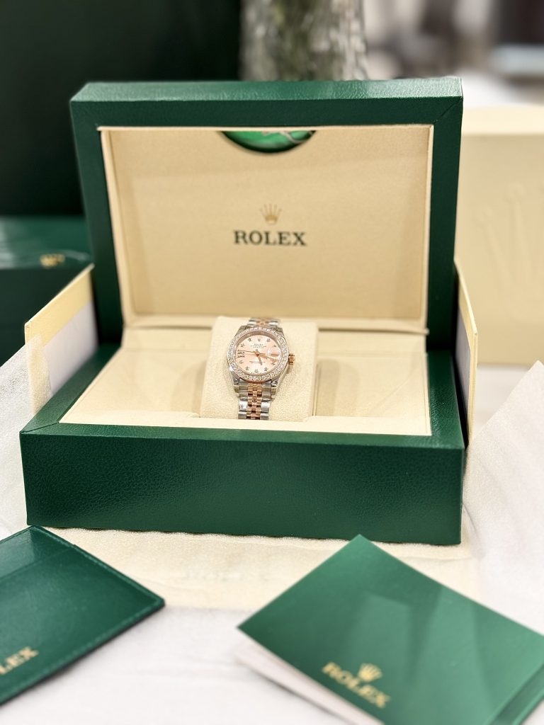 Rolex DateJust Bezel Diamond Moissanite Replica Watch Womens Dial Pink 28mm (2)