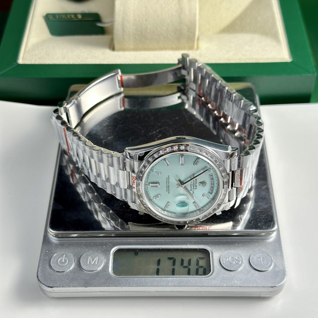 Rolex Day-Date Ice Blue Dial Bezel Diamonds Baguette GM Factory 40mm (2)