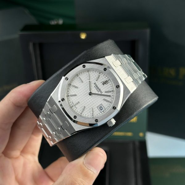 Audemars Piguet Royal Oak Selfwinding 15300ST (1)