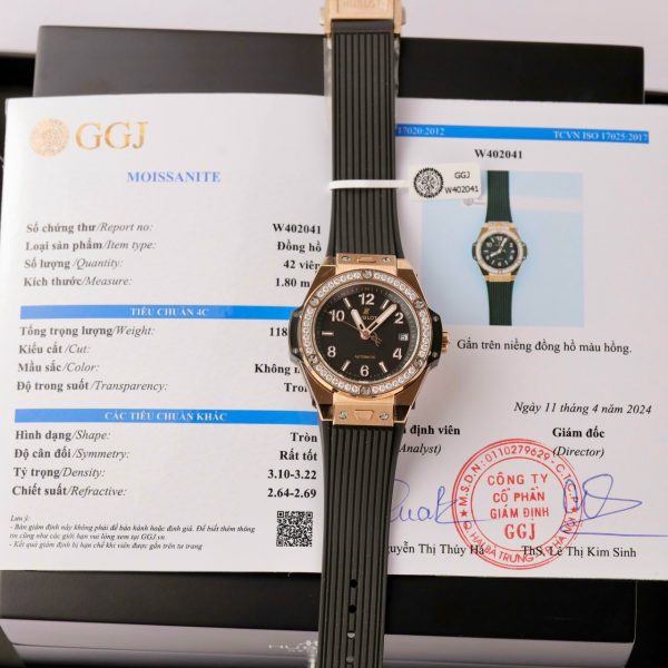 Hublot Big Bang One Click King Gold Customs Bezel Moissanite Diamonds 39mm (2)