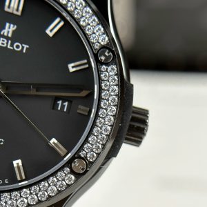 Hublot Classic Fusion Black Ceramic Bezel Stones Custom Movement JJZ 42mm (12)