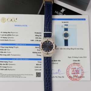 Hublot Classic Fusion King Gold Blue Customs Full Moissanite Diamonds HBF 33mm (9)