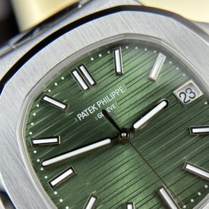 Patek Philippe Nautilus 5711 Best Replica Watch Green Dial 3K Factory 40mm (1)