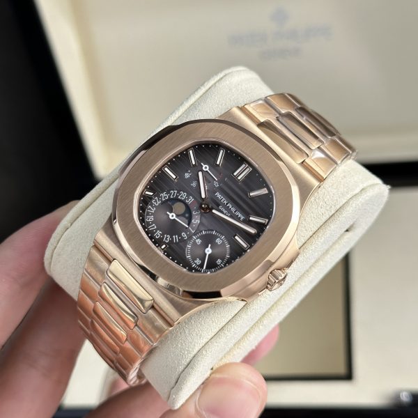 Patek Philippe Nautilus 5712R Best Replica Watch New Version PPF Factory 40mm (14)