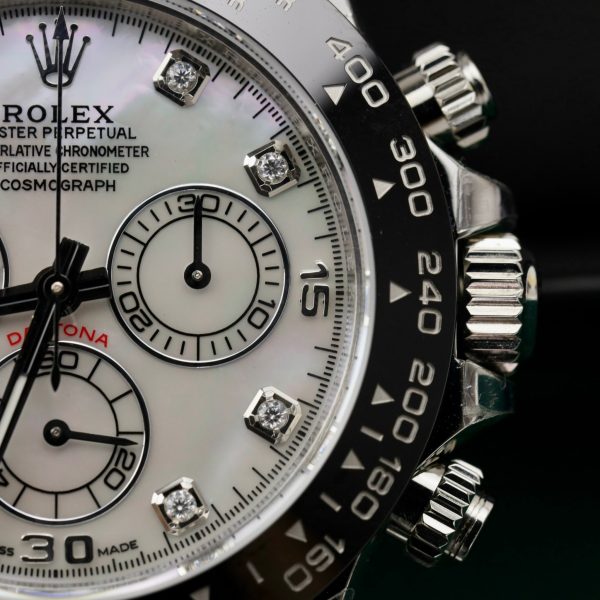 Rolex Cosmograph Daytona 116500LN Mother Of Pearl Dial Customs Moissanite 40mm (11)