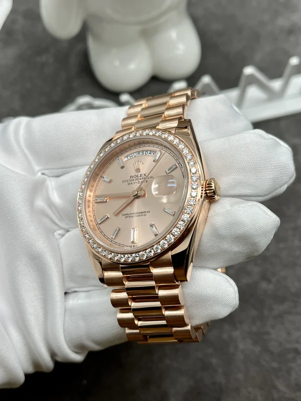 Rolex Day-Date 18K Real Gold Customs Natural Diamonds 40mm (6)