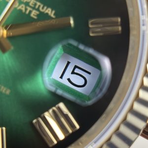 Rolex Day-Date 228238-0069 Ombre Green Dial Best Replica 184 Gram QF Factory 40mm (13)