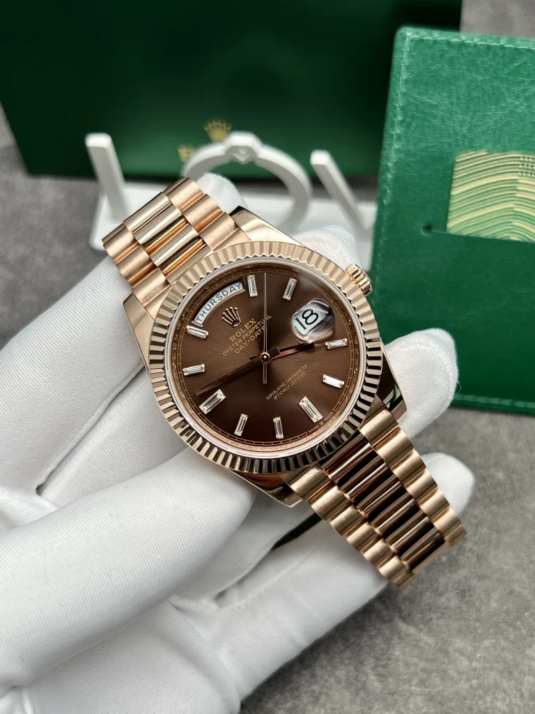 Rolex Day-Date Real Gold 18K Customs Diamond Chocolate Dial 40mm (2)