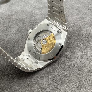 Audemars Piguet Iced Out Royal Oak White Gold Customs Full Diamonds 41mm (1)