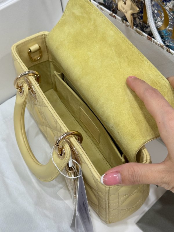 Dior Lady D-Joy Best Replica Bags Yellow Lambskin Leather 22cm (2)