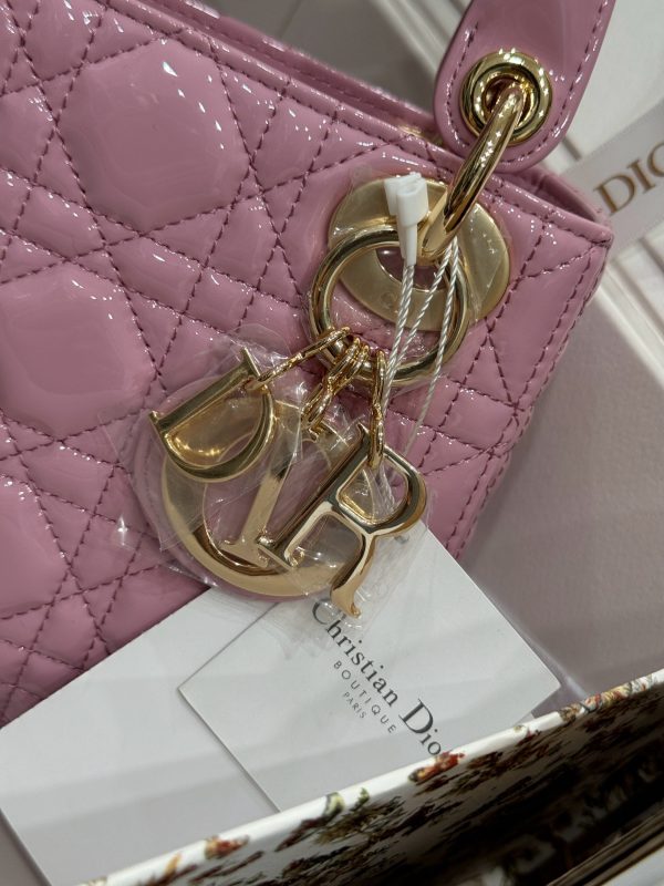 Dior Lady Womens Pink Best Replica Bags Lock Gold 17cm (2)