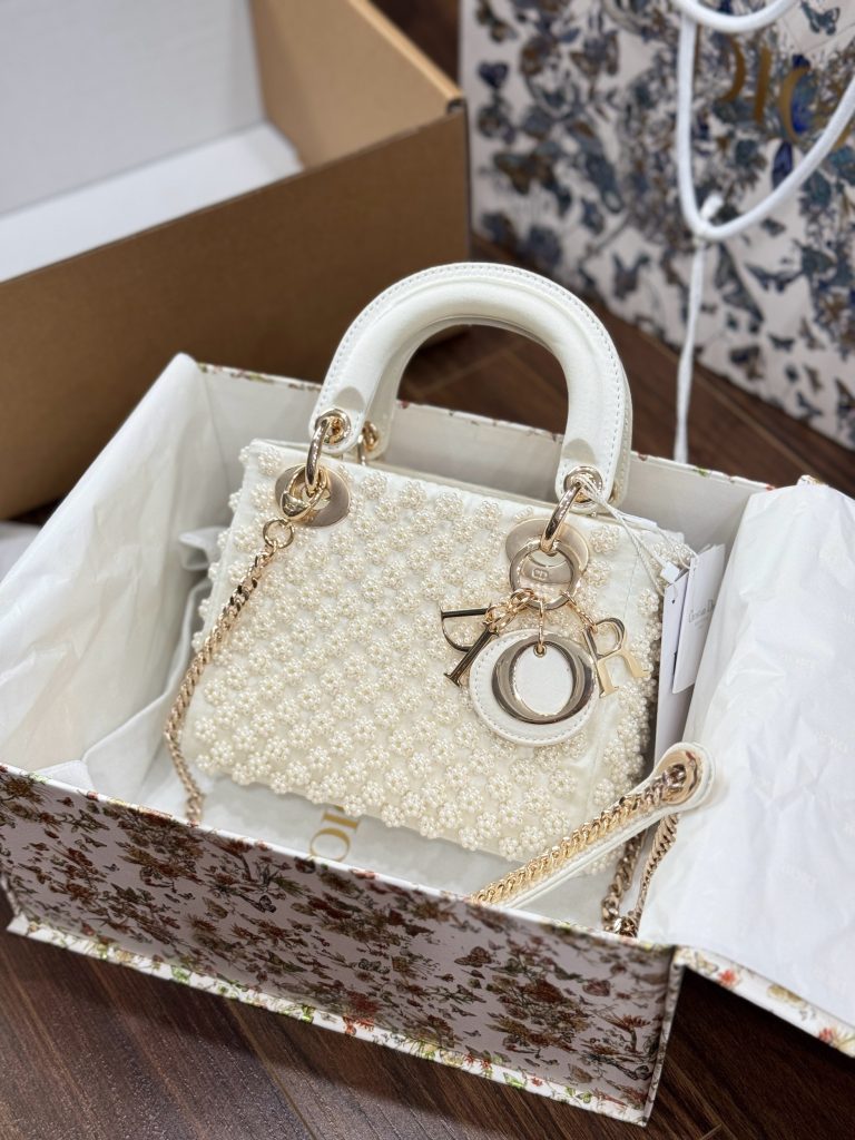 Dior Lady Womens Replica Bags Detail Pearl Embellished 17cm (2)