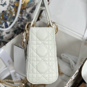 Dior Lady Womens White Best Replica Bags Gold Lock 17cm (2)