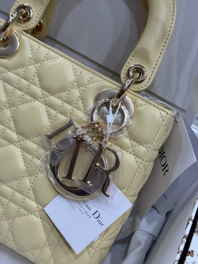 Dior Lady Womens Yellow Sheepskin Best Replica Bags 20cm (2)