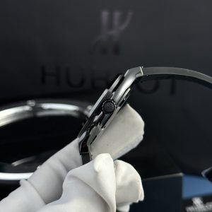 Hublot Classic Fusion Ceramic Black Movement SW300 Best Replica JJZ 42mm