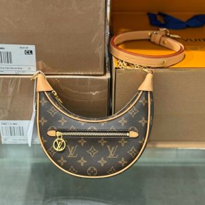 Louis Vuitton Loop Monogram Replica Handbags Women 23x13x6cm (1)
