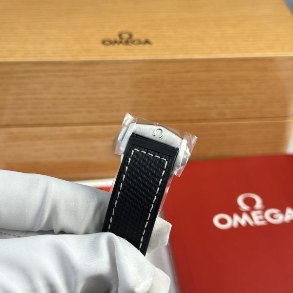 Omega Planet Ocean 600M Best Replica Black Color VS Factory (3)