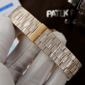 Patek Philippe Nautilus 5719 18K Gold Wrapped Customs Full Moissanite Diamonds 40mm (13)