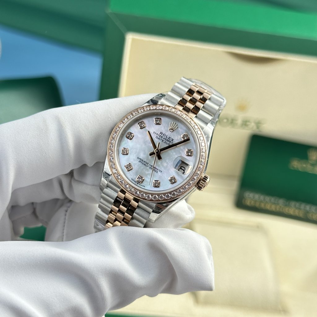 Rolex DateJust Best Replica Watch MOP Dial Women's Diamonds 31mm (2)