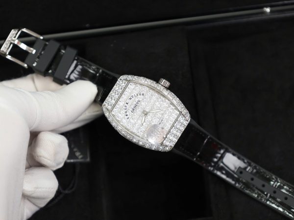 Franck Muller Vanguard V32 Black Full Baguette Diamonds 36mm (3)