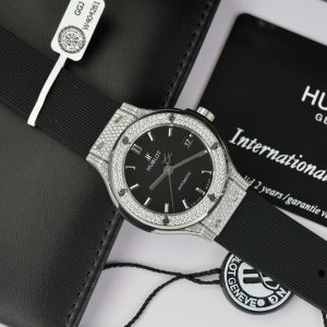 Hublot Classic Fusion Customs Moissanite Diamonds Black Color 38mm (2)