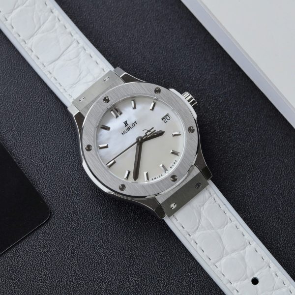 Hublot Classic Fusion Mother Of Pearl Dial Best Replica HB Factory 33mm