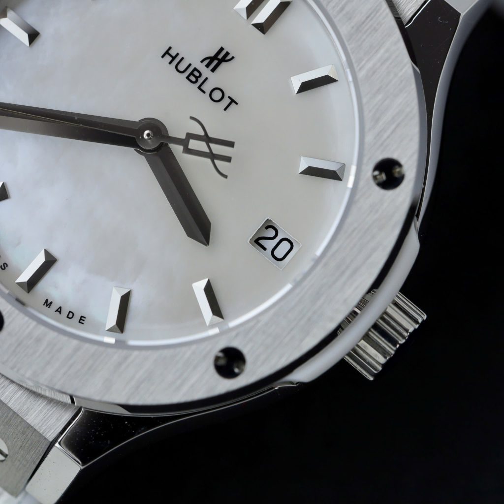 Hublot Classic Fusion Mother Of Pearl Dial Best Replica HB Factory 33mm