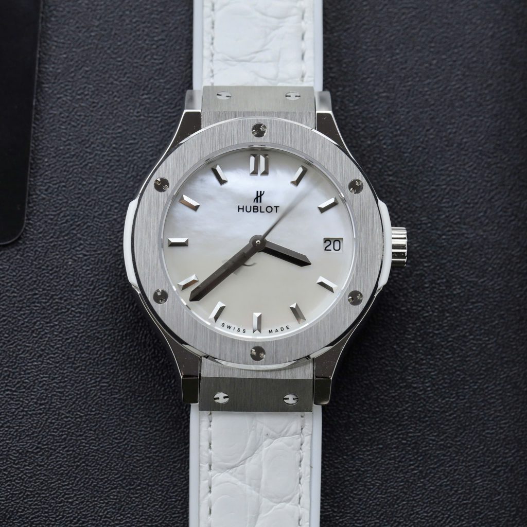 Hublot Classic Fusion Mother Of Pearl Dial Best Replica HB Factory 33mm