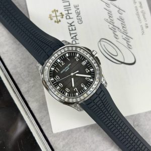 Patek Philippe Aquanaut 5167G Diamonds Replica Watch GR Factory 42mm (1)