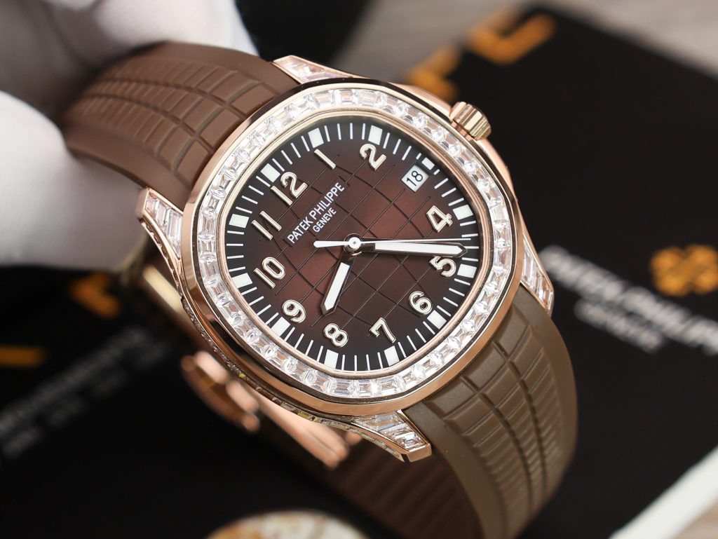 Patek Philippe Aquanaut 5167R Diamonds Baguette Replica GR Factory 40mm (11)