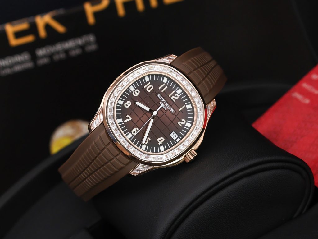 Patek Philippe Aquanaut 5167R Diamonds Baguette Replica GR Factory 40mm (11)