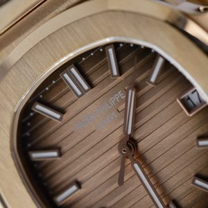 Patek Philippe Nautilus 5711 Gold Wrapped Best Replica 3K Factory 40mm (12)