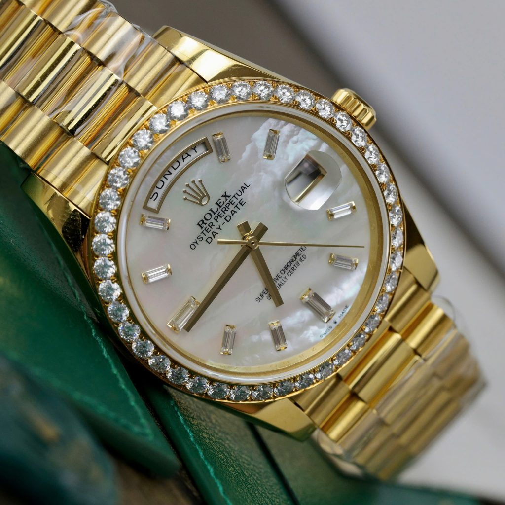 Rolex Best Replica Day-Date Gold Wrapped MOP & Moissanite Diamonds Dial GM 40mm (6)