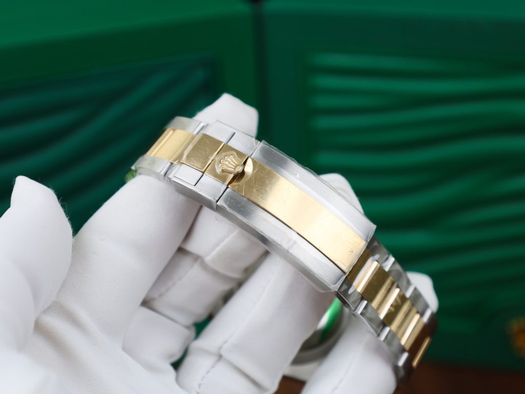 Rolex Submariner Gold Wrapped Best Replica GM Factory 40mm (10)