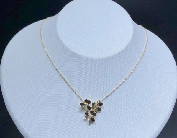 Van Cleef & Arpels Frivole Necklace 3 Motifs Natural Diamond 18K Gold Remake (2)