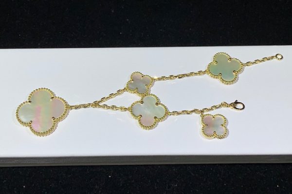 Van Cleef & Arpels Magic Alhambra Bracelet 5 Motifs Mother Of Pearl 18K Gold Custom (2)