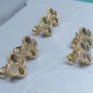 Van Cleef & Arpels Vintage Alhambra Womens Earring Remake 18K Gold (2)