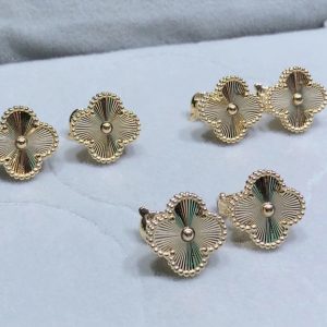 Van Cleef & Arpels Vintage Alhambra Womens Earring Remake 18K Gold (2)