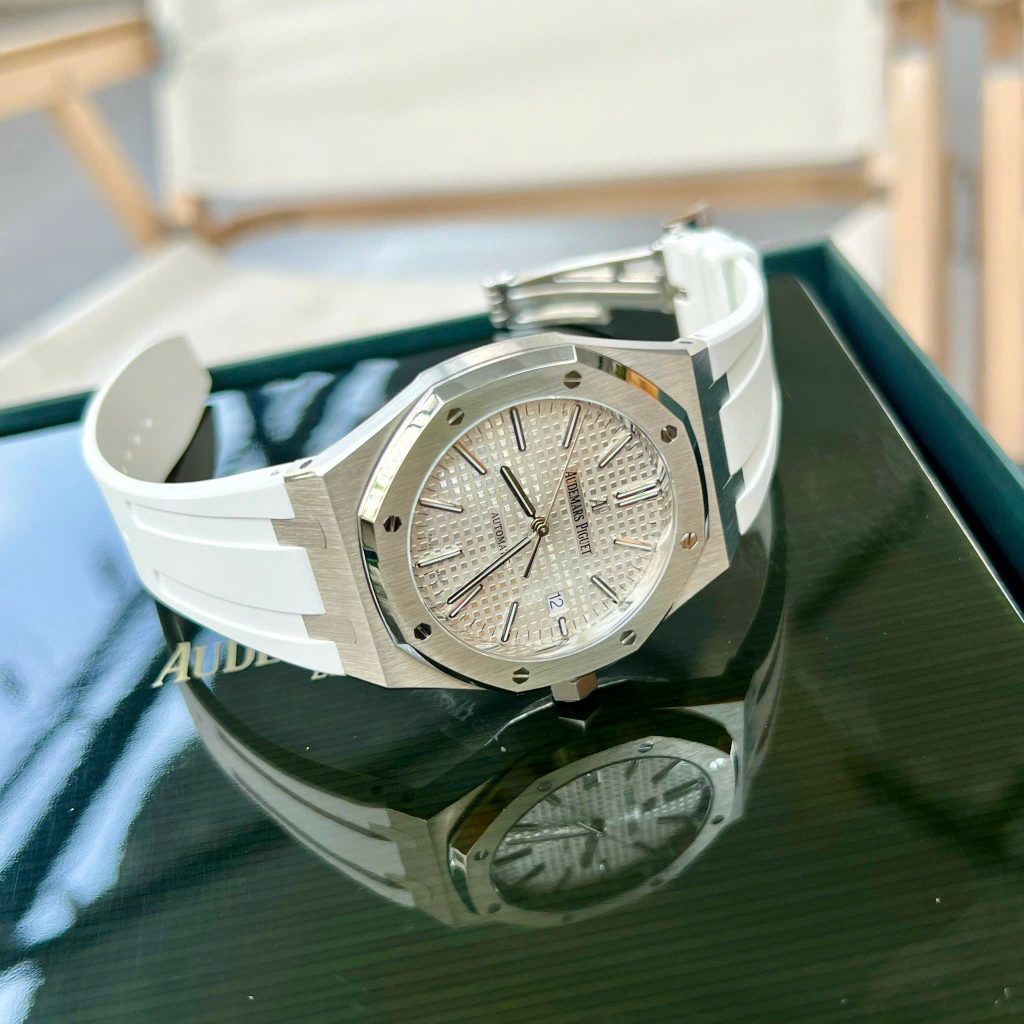 Audemars Piguet Royal Oak 15400ST Replica 11 Watch White Rubber Strap 41mm (2)